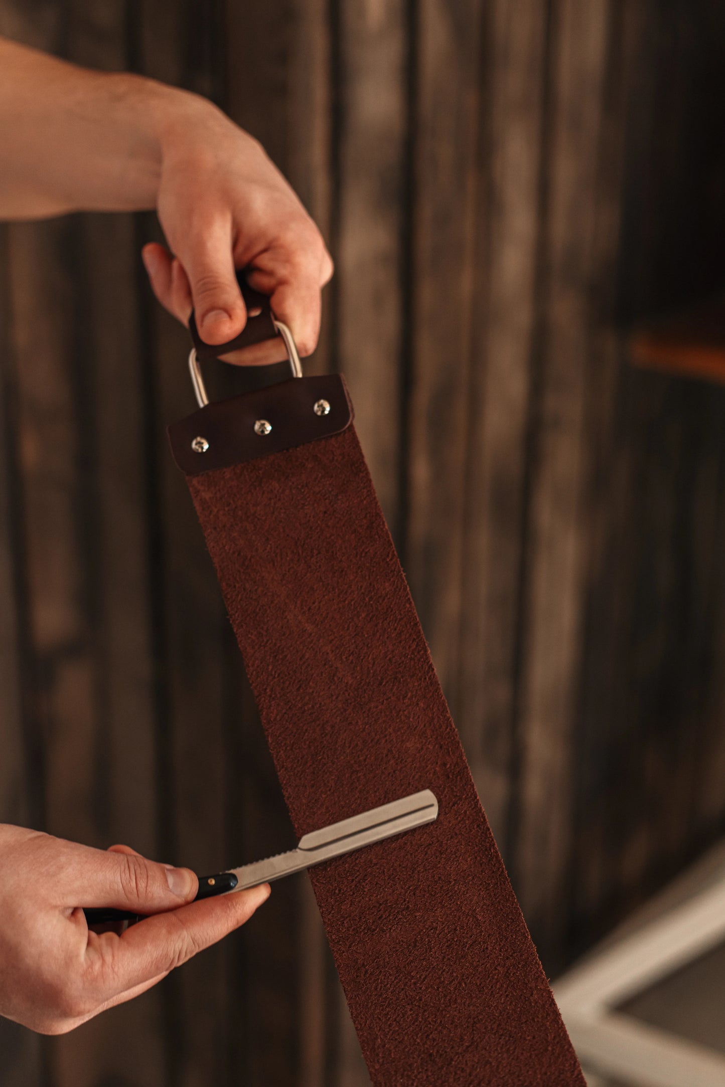 Barber's Latigo Leather Straight Razor Strop. Dual Strap that will be a Great Addition for Any Straight Razor - STAMESKY
